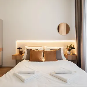  Appartement Boutique Suites, Location By Bqa