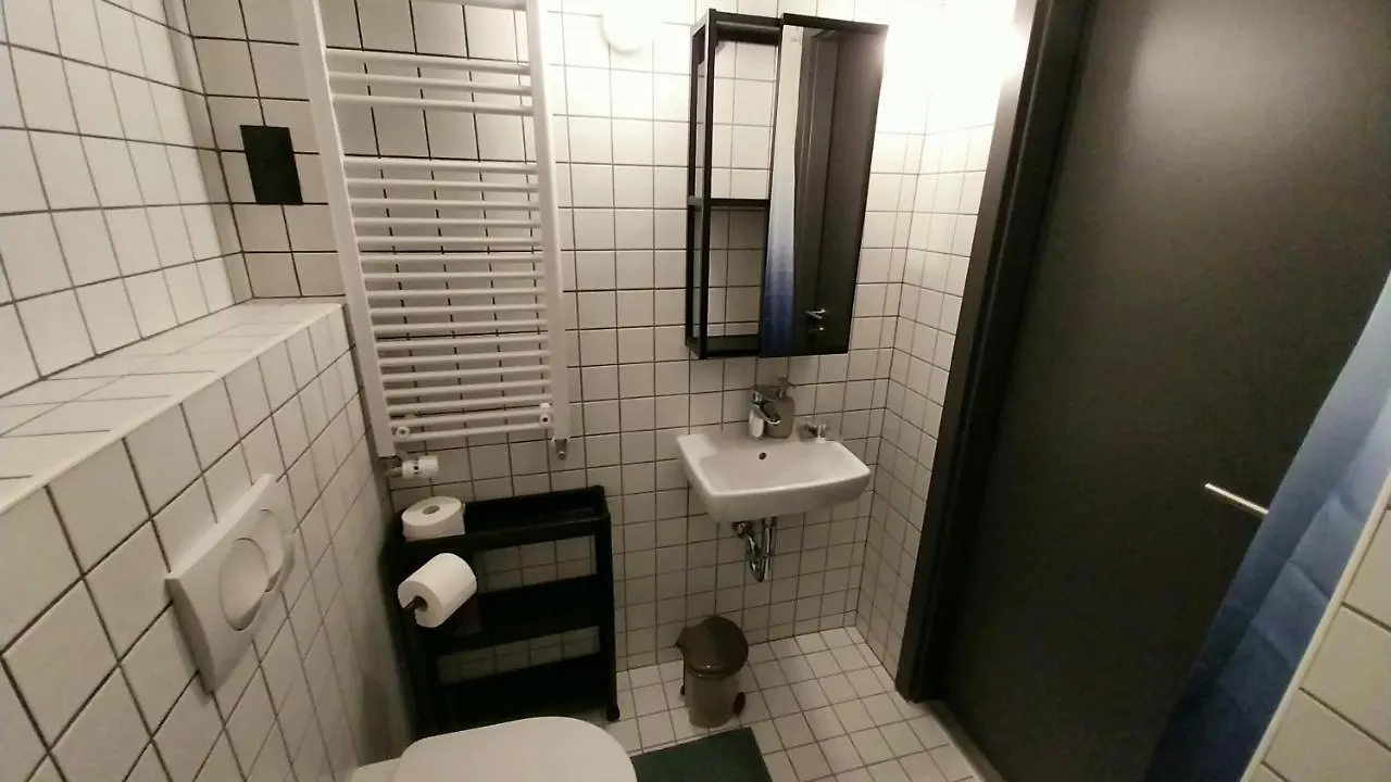 Peaceful Basement Apartment With Terrace & Free Gym Budapešť
