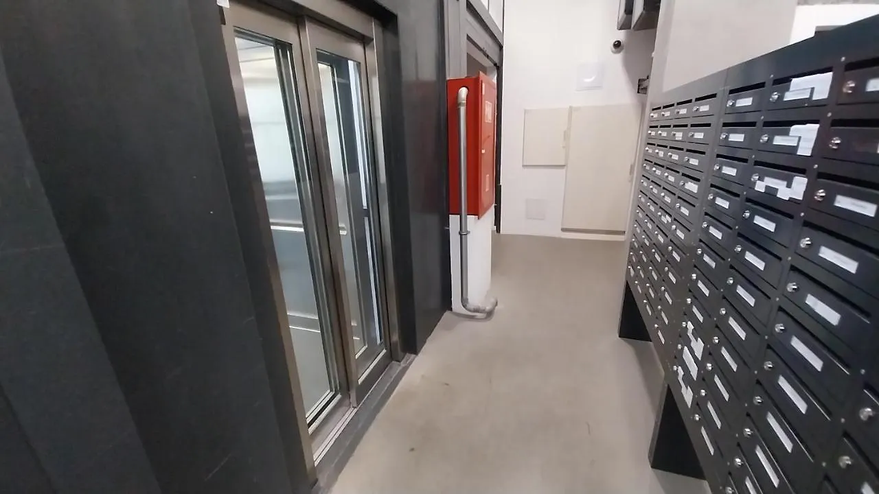 Peaceful Basement Apartment With Terrace & Free Gym Budapešť Maďarsko