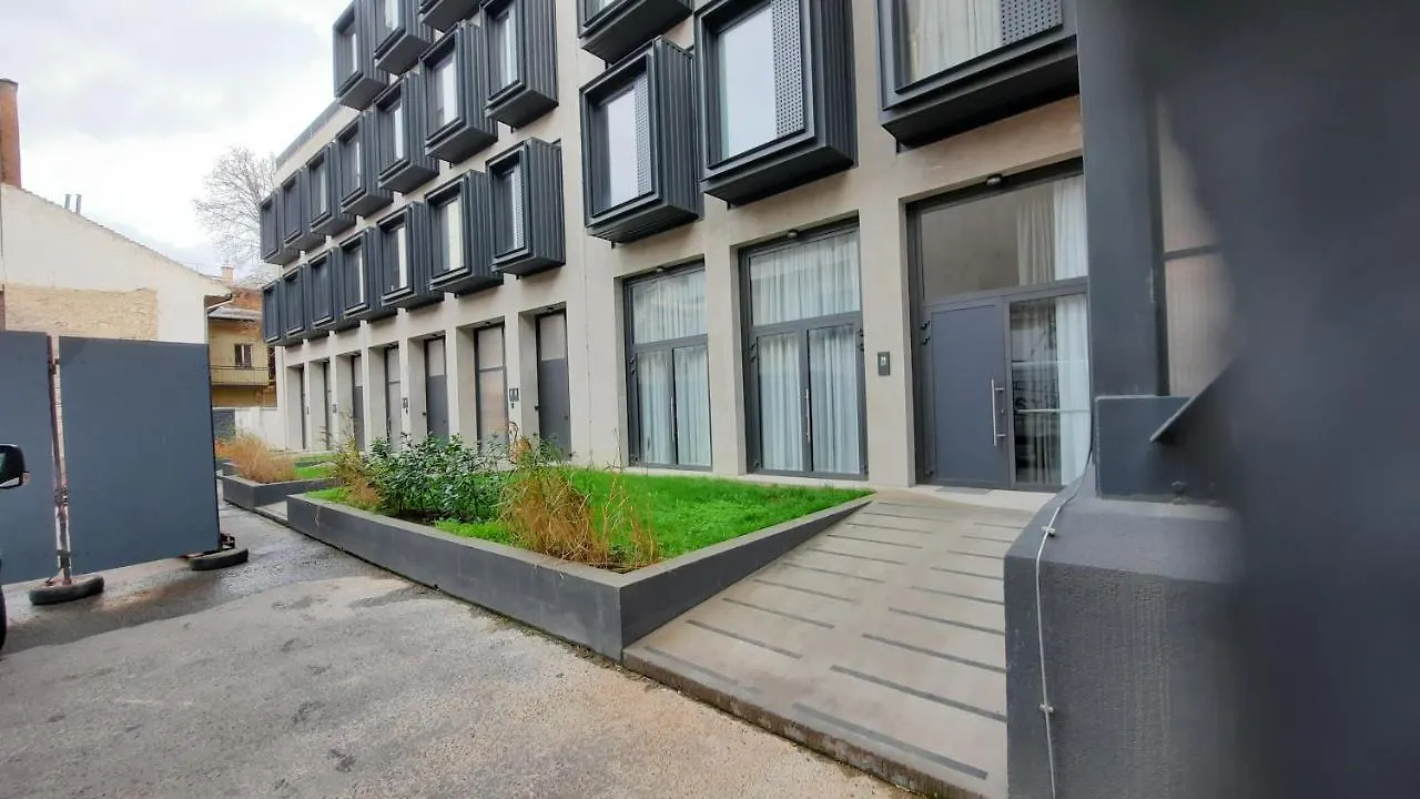 Peaceful Basement Apartment With Terrace & Free Gym Budapešť Maďarsko