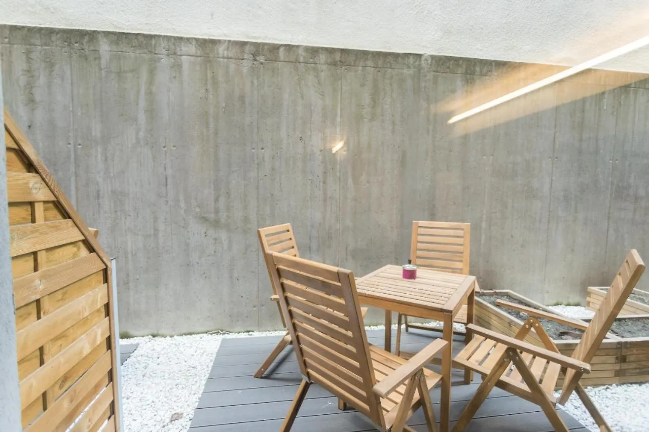 Peaceful Basement Apartment With Terrace & Free Gym Budapešť Maďarsko