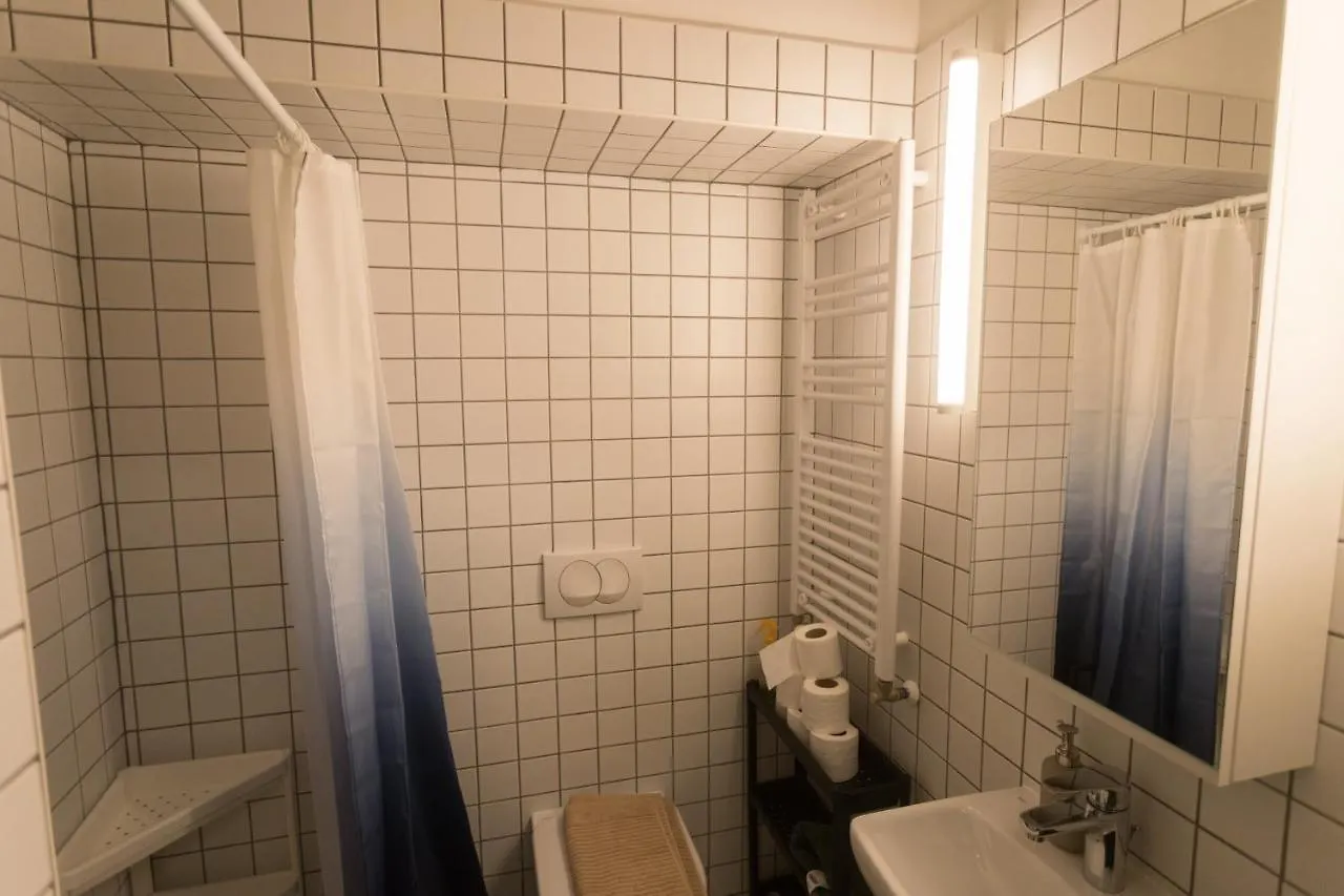 Peaceful Basement Apartment With Terrace & Free Gym Budapešť